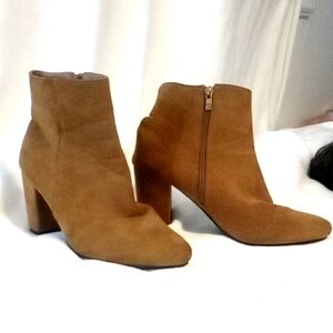 Women's Tan Ankle Boots